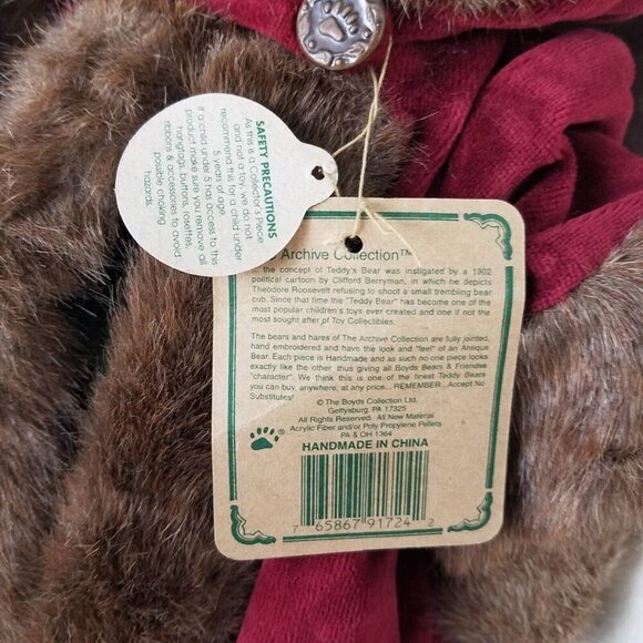 Boyds Bear Mrs. Northstar Fur Trimmed Burgundy Velvet Coat with Hood NWT 5-joint - Picture 10 of 13